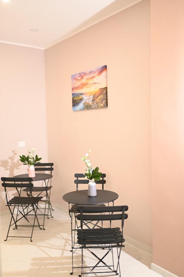 Magica B&B ซาแลร์โน ภายนอก รูปภาพ
